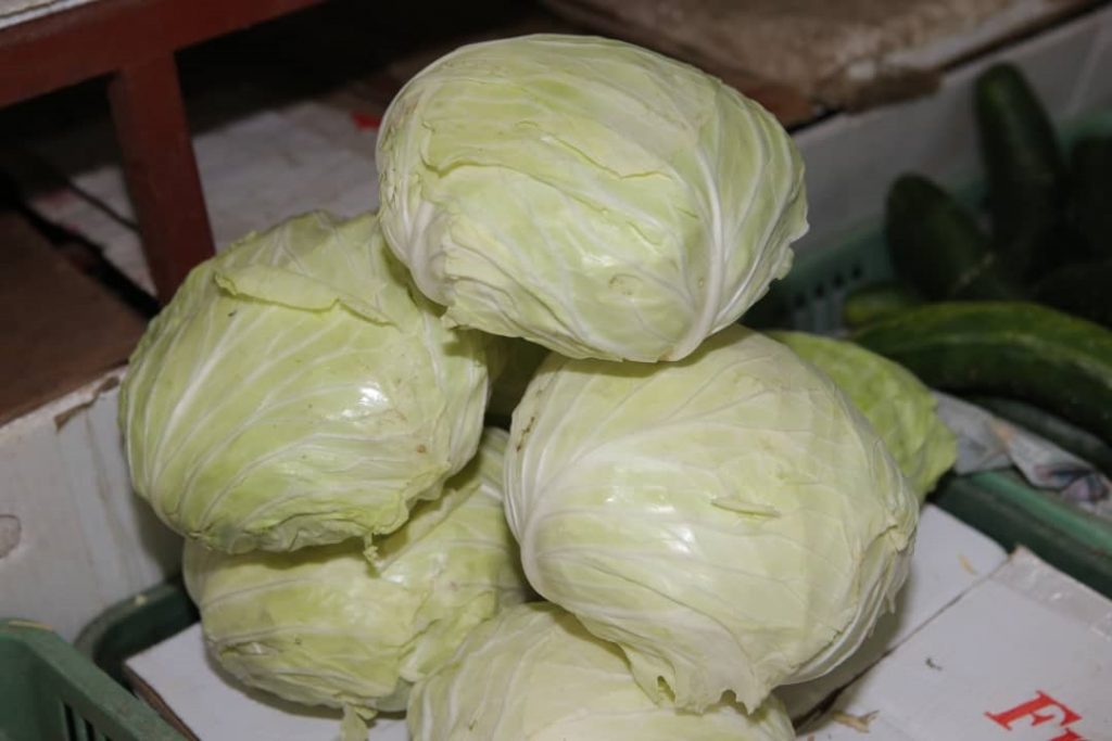 霹:封面主文/年柑年花最后冲刺 部分年货断市 市道后劲十足