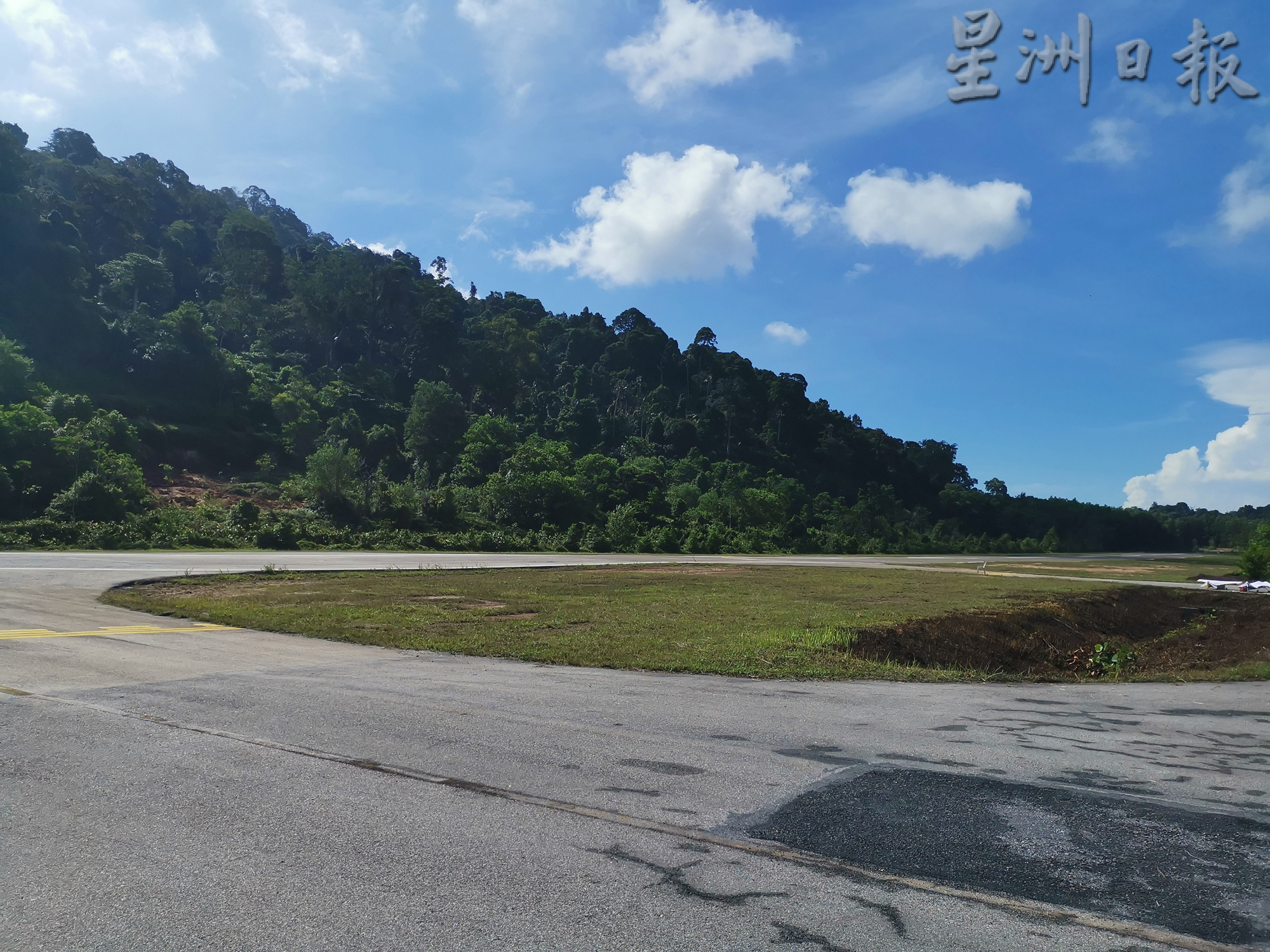 霹:封面主文/SKS班机首降邦咯岛