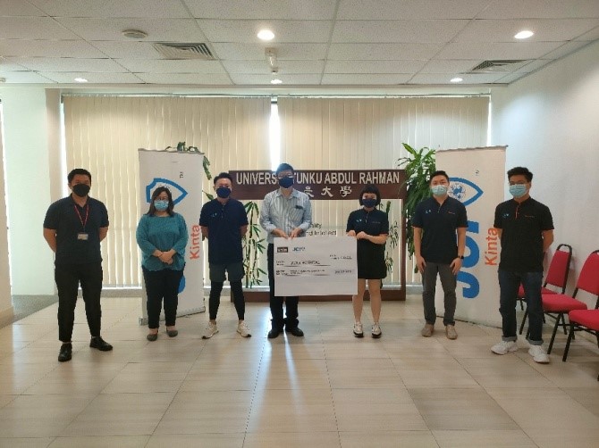 霹:版五头/优大 近打国际青商会 筹2211令吉捐优大医院