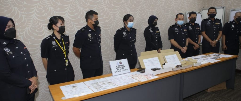 霹:第三版头/霹警方展开特别过滤扫毒行动