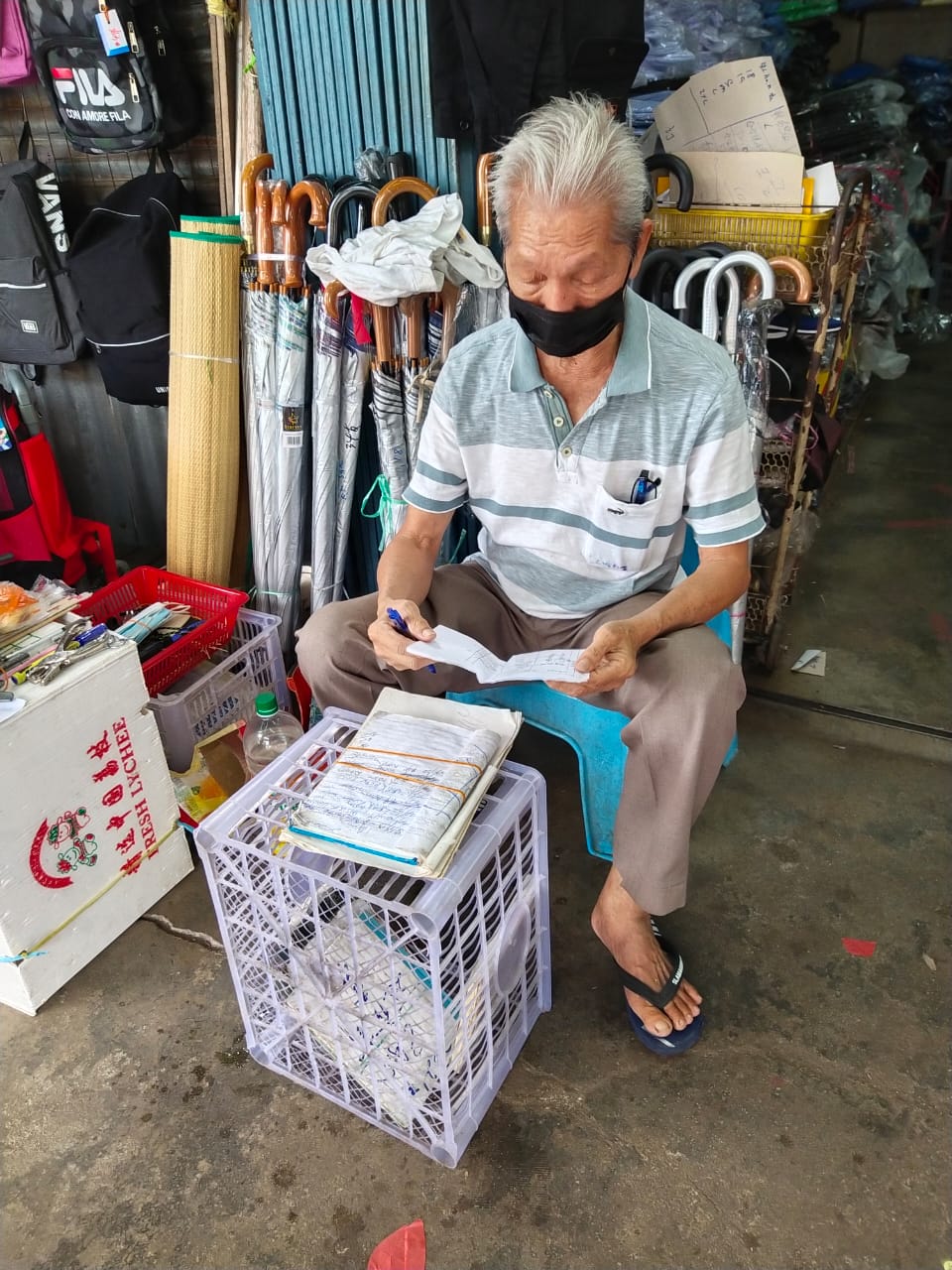 （刊期1月22日）有故事的人：售卖学生用品超过半世纪，成三代人集体记忆