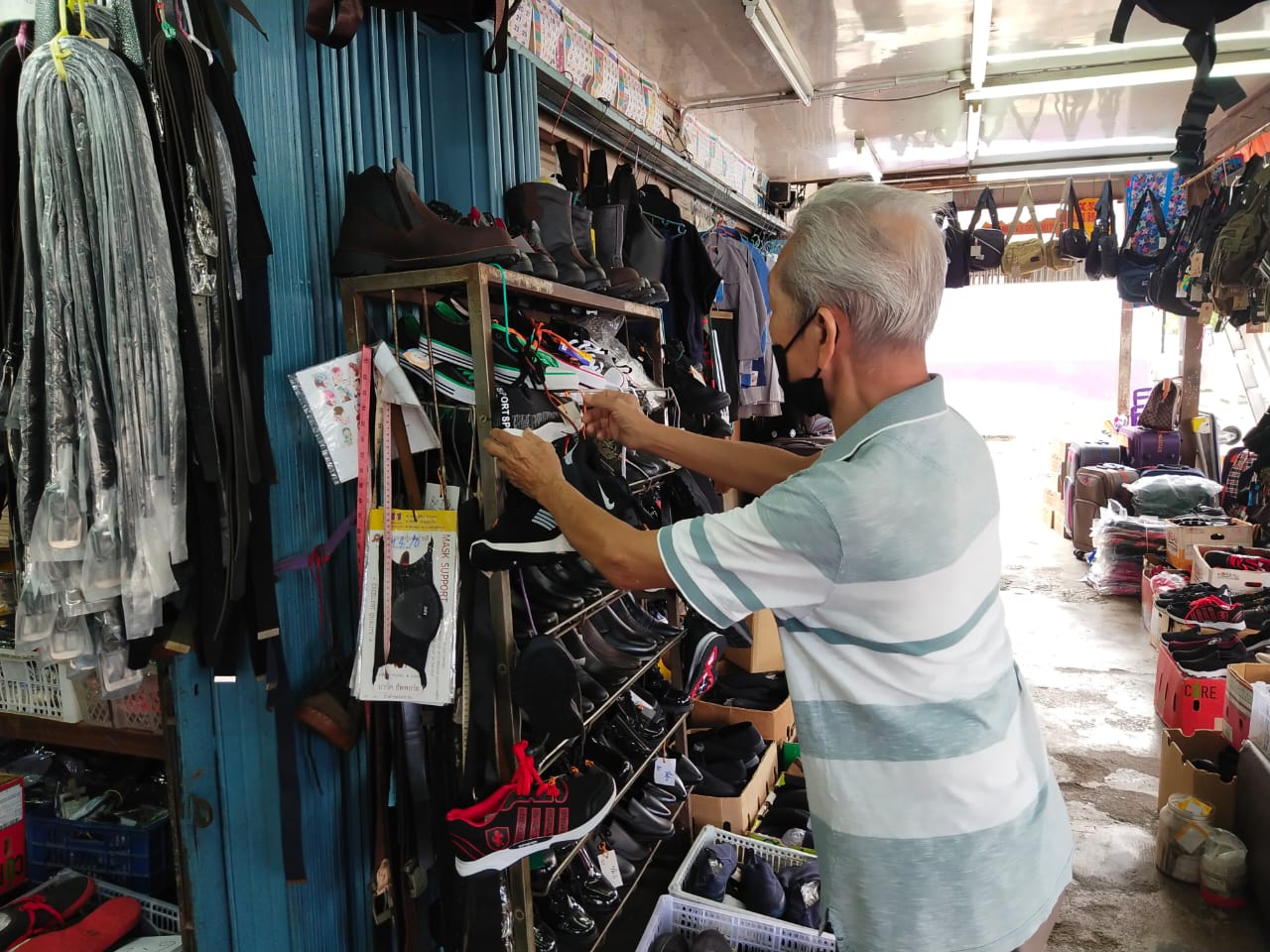 （刊期1月22日）有故事的人：售卖学生用品超过半世纪，成三代人集体记忆