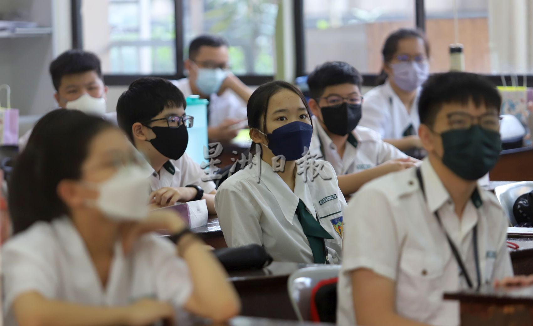 （古城第二版主文）阔别校园10个月，培风生欢喜回到学校