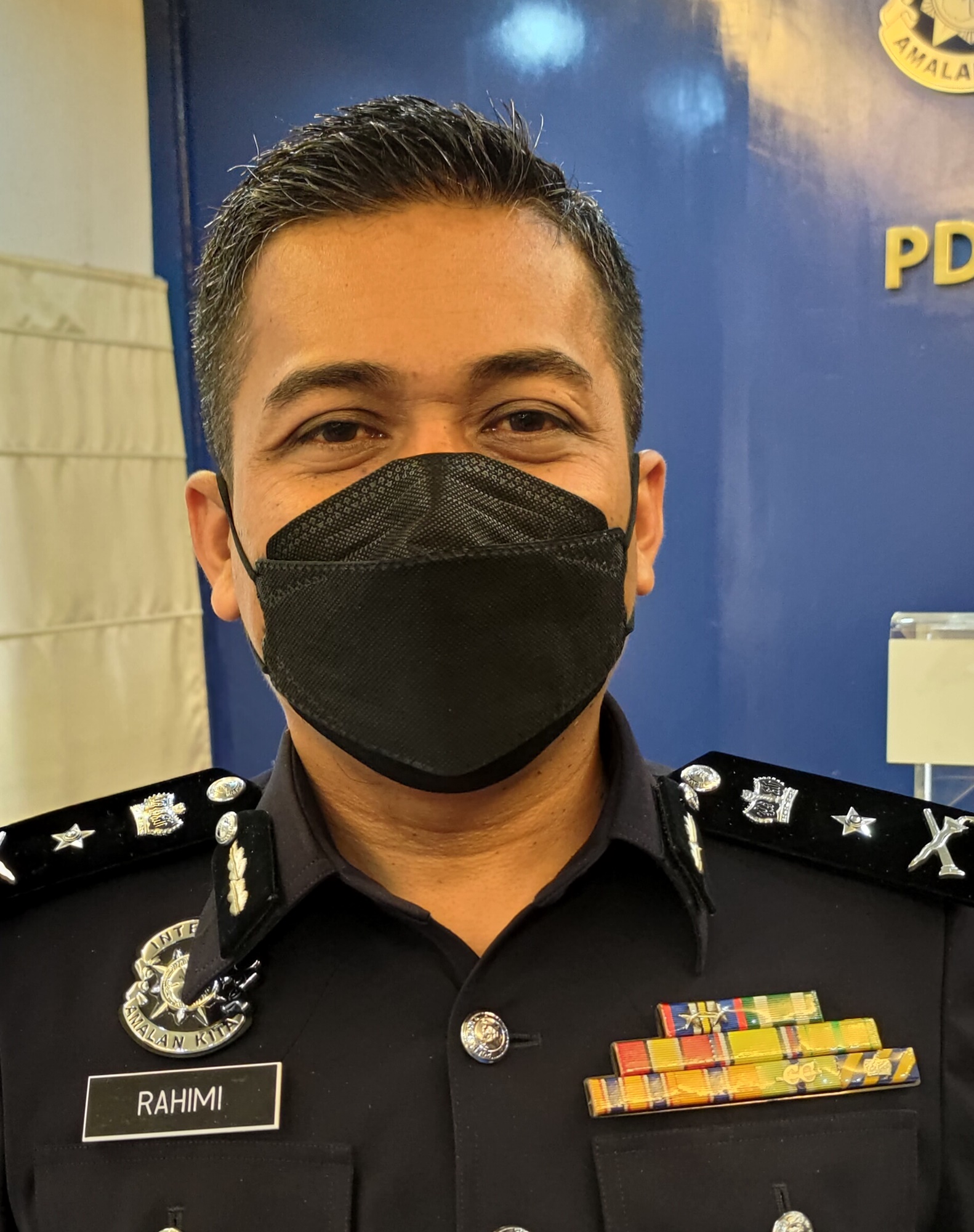 (大北马)槟警元旦执法活动“硕果累累”,217人被捕警局内“跨年”