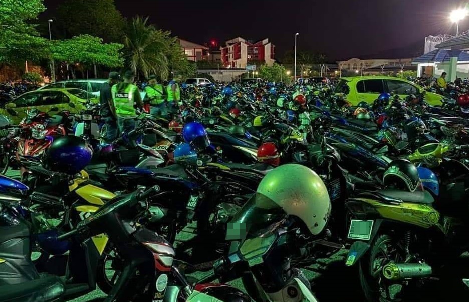 (大北马)槟警元旦执法活动“硕果累累”,217人被捕警局内“跨年”