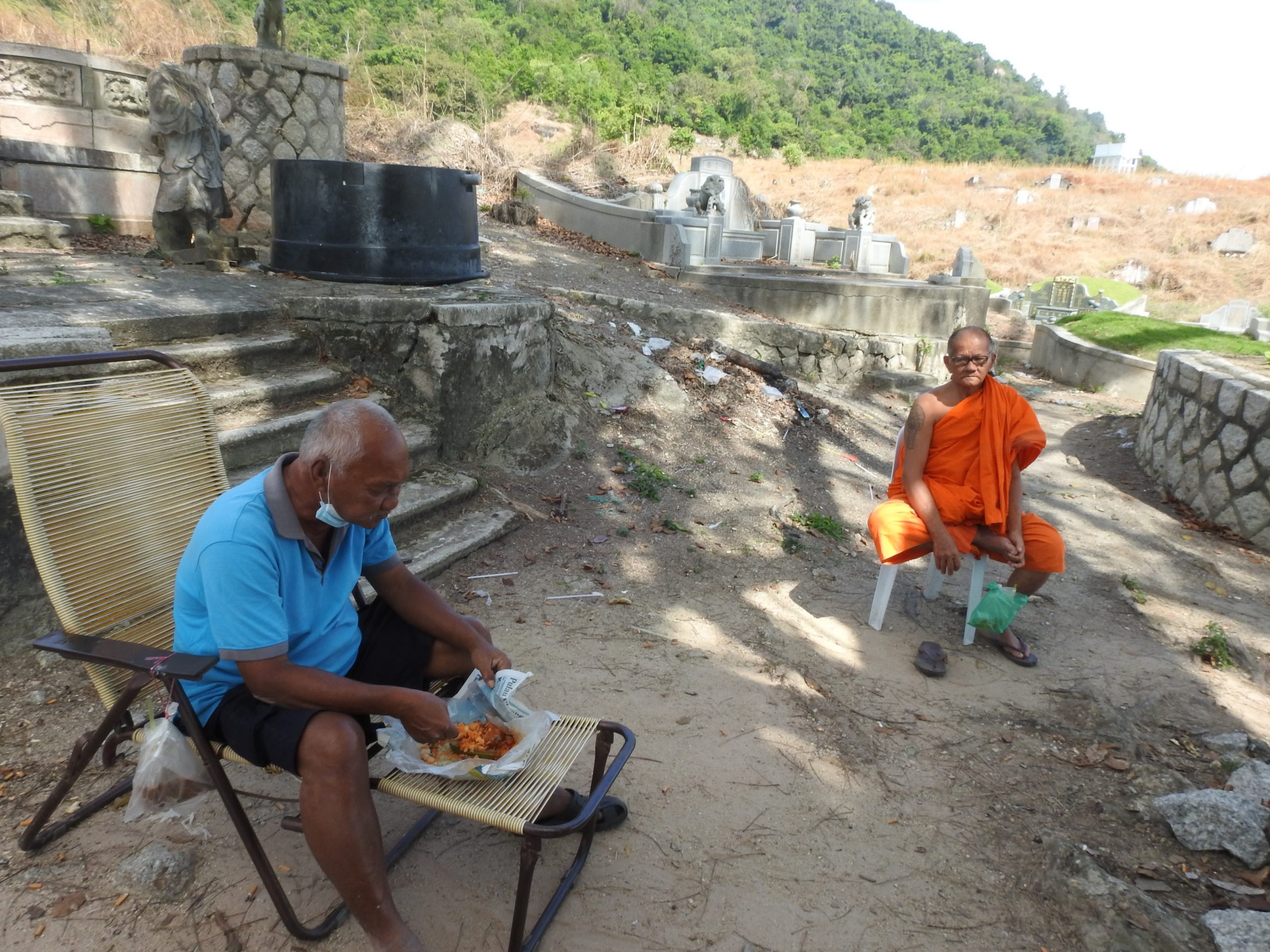 （大北马／有故事的人）我在坟场修行