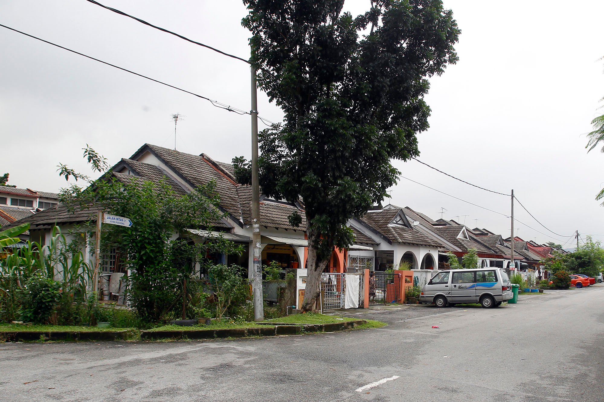 (大都会)/封面/雪州首开先河落实住家经商政策/8图
