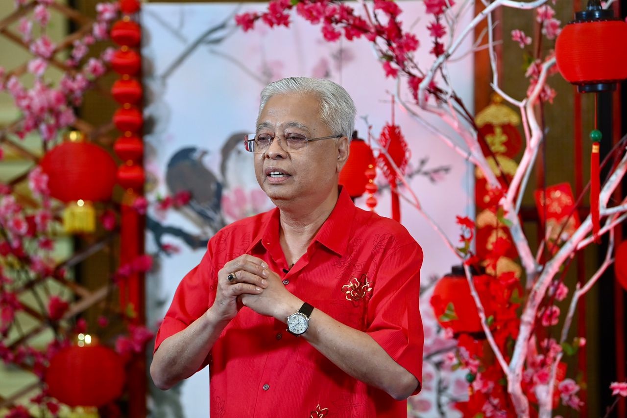 Embargo至明晚8pm//首相：华人终于团聚过年·盼虎年复苏及重组国家经济