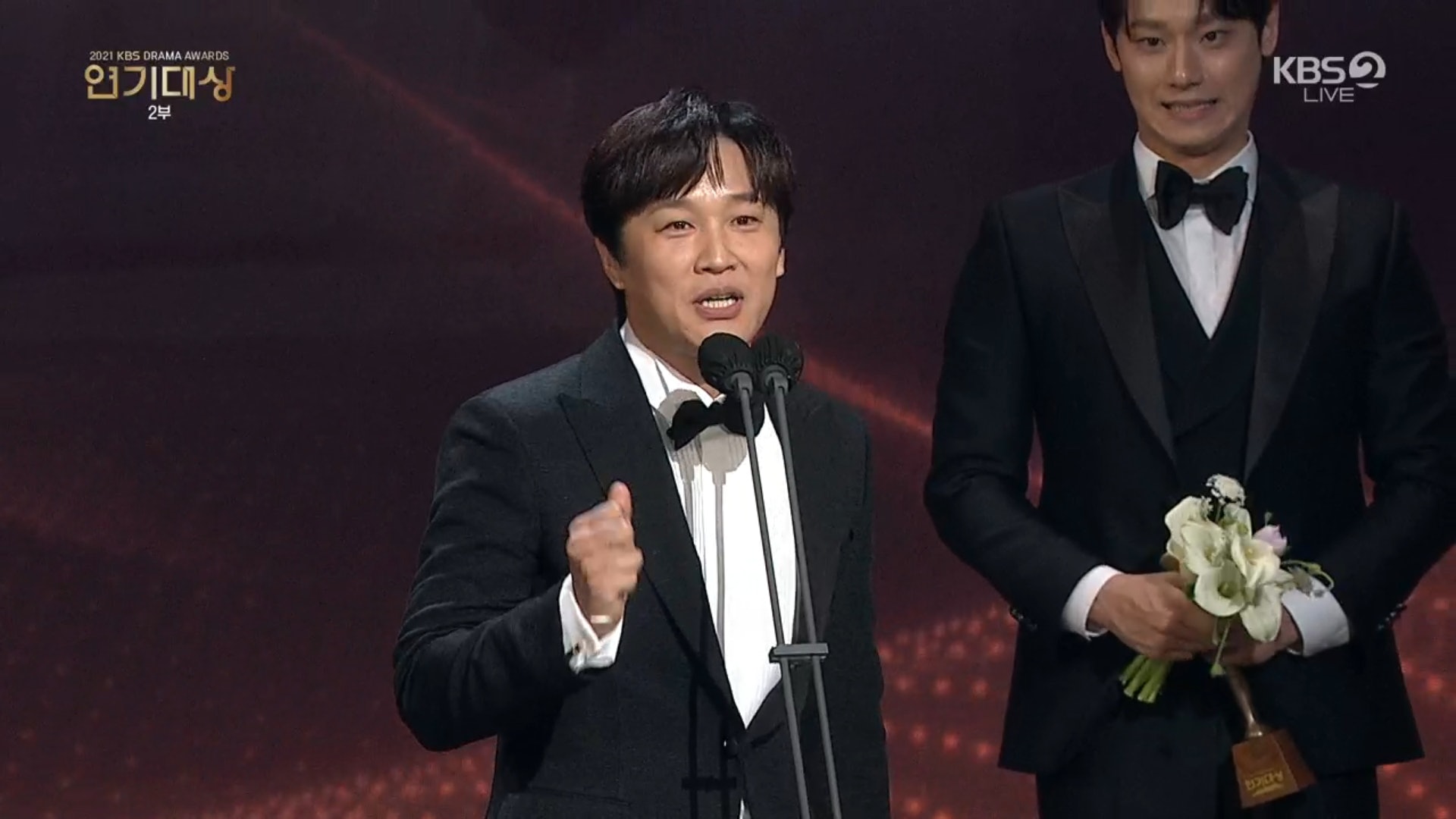 KBS演技大赏︱跟振永拿最佳CP　车太铉：为何这样对我？