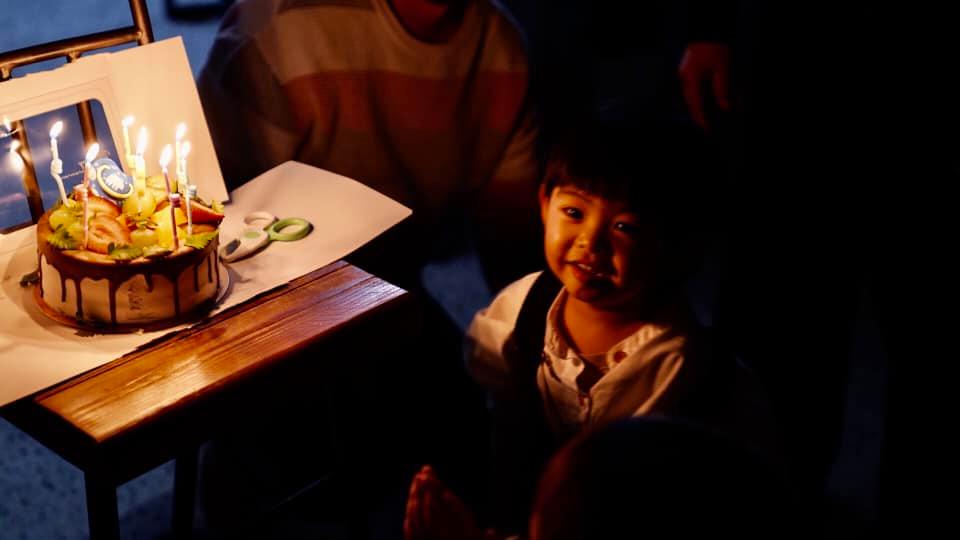 3岁儿庆生办剪奶嘴仪式 陈意涵笑侃“太残忍”