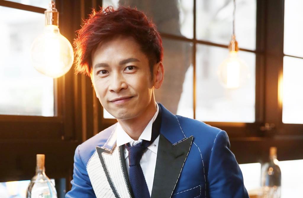 张智成晒暴瘦照贺年 网惊喊:多吃一点