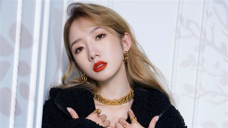 沦小三神隐4个月 孟美岐复出挨骂“侮辱运动员”