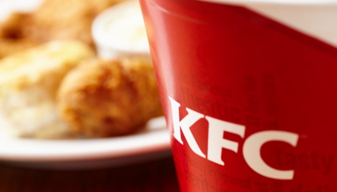 “薯条荒”杀到新加坡 KFC点餐禁换薯条