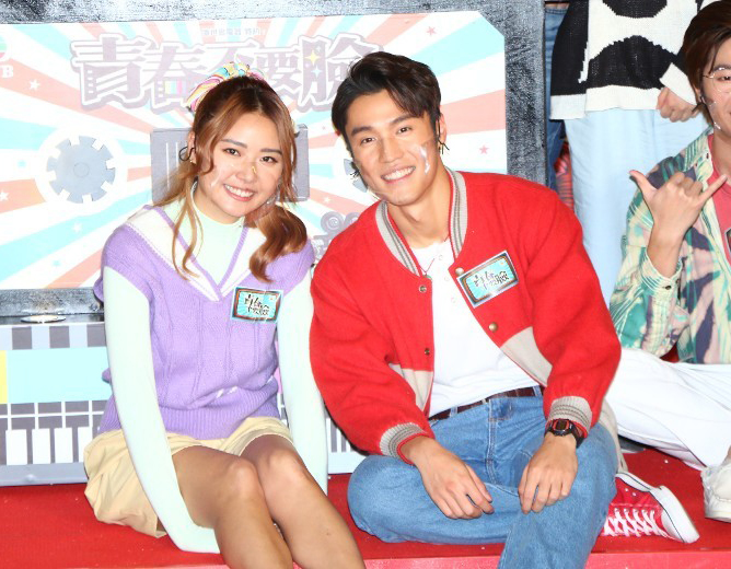 丁子朗戴祖仪秘恋? 被抓包车转车“蜜会”