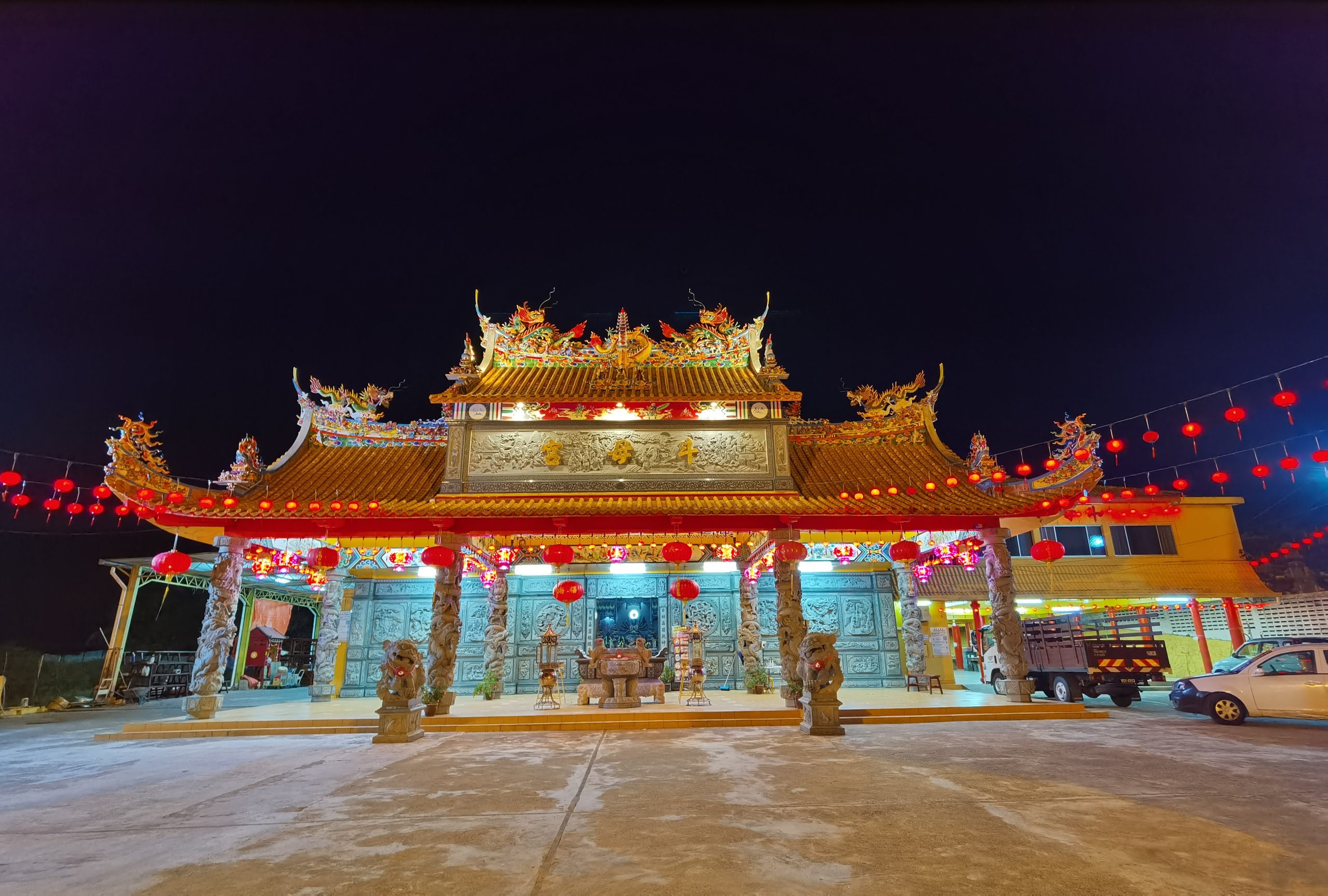 东:冠病确诊病例与日俱增,但关丹斗母宫天公诞庆典照常举行。