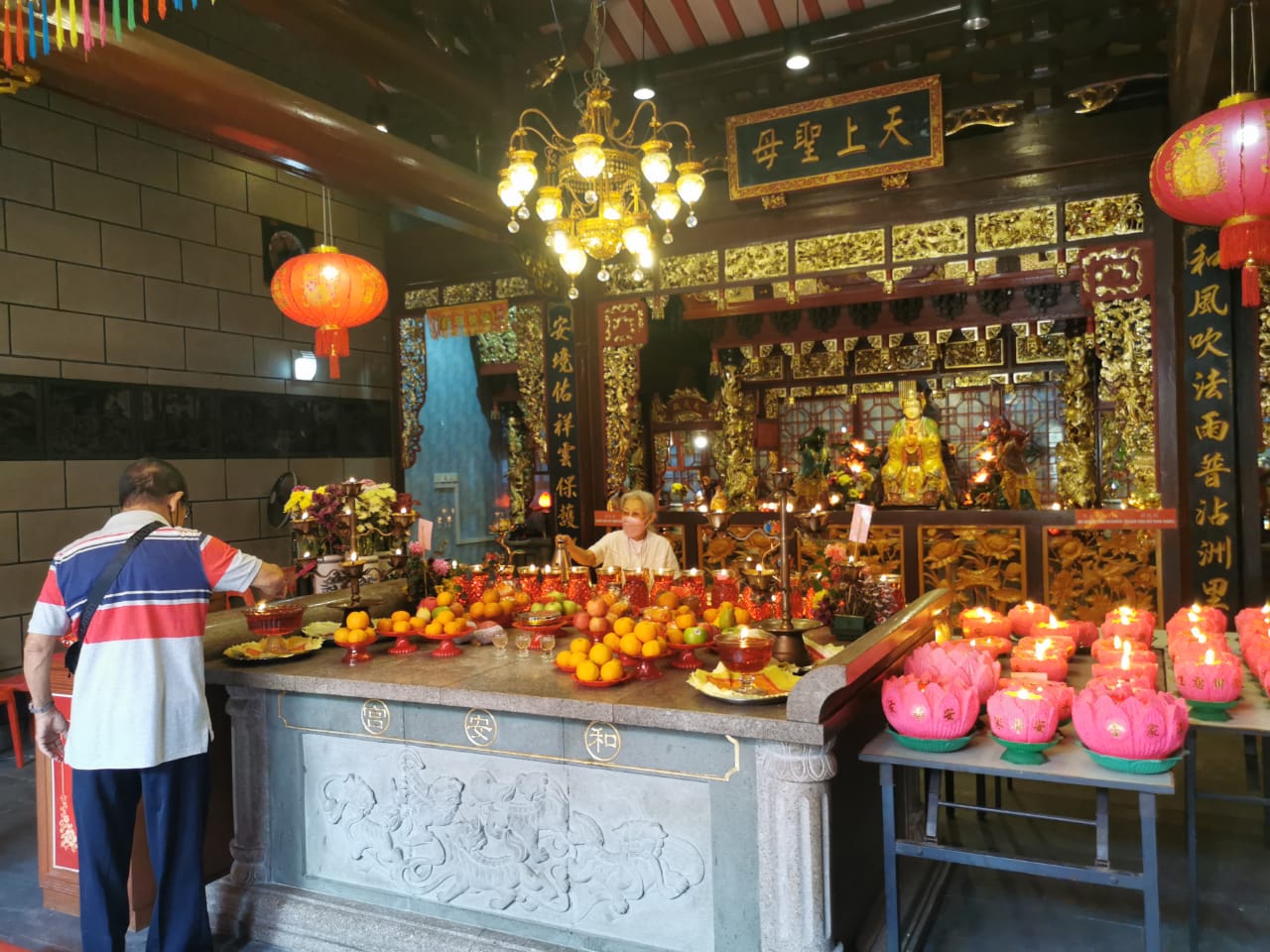 東:瓜登和安宮今年將開放給善信與民眾祭拜天公,不過出席者必須嚴守防疫標準作業程序。