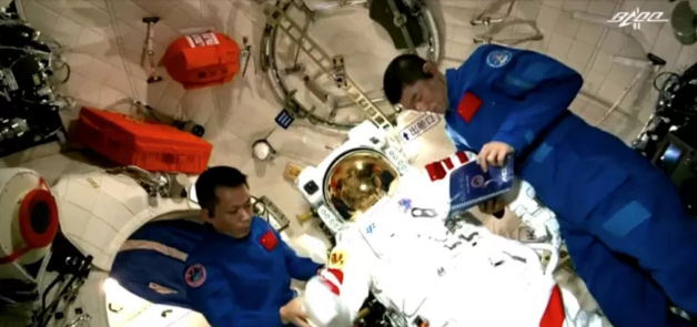中国今年送6航天员上太空 将实现首次在轨换班