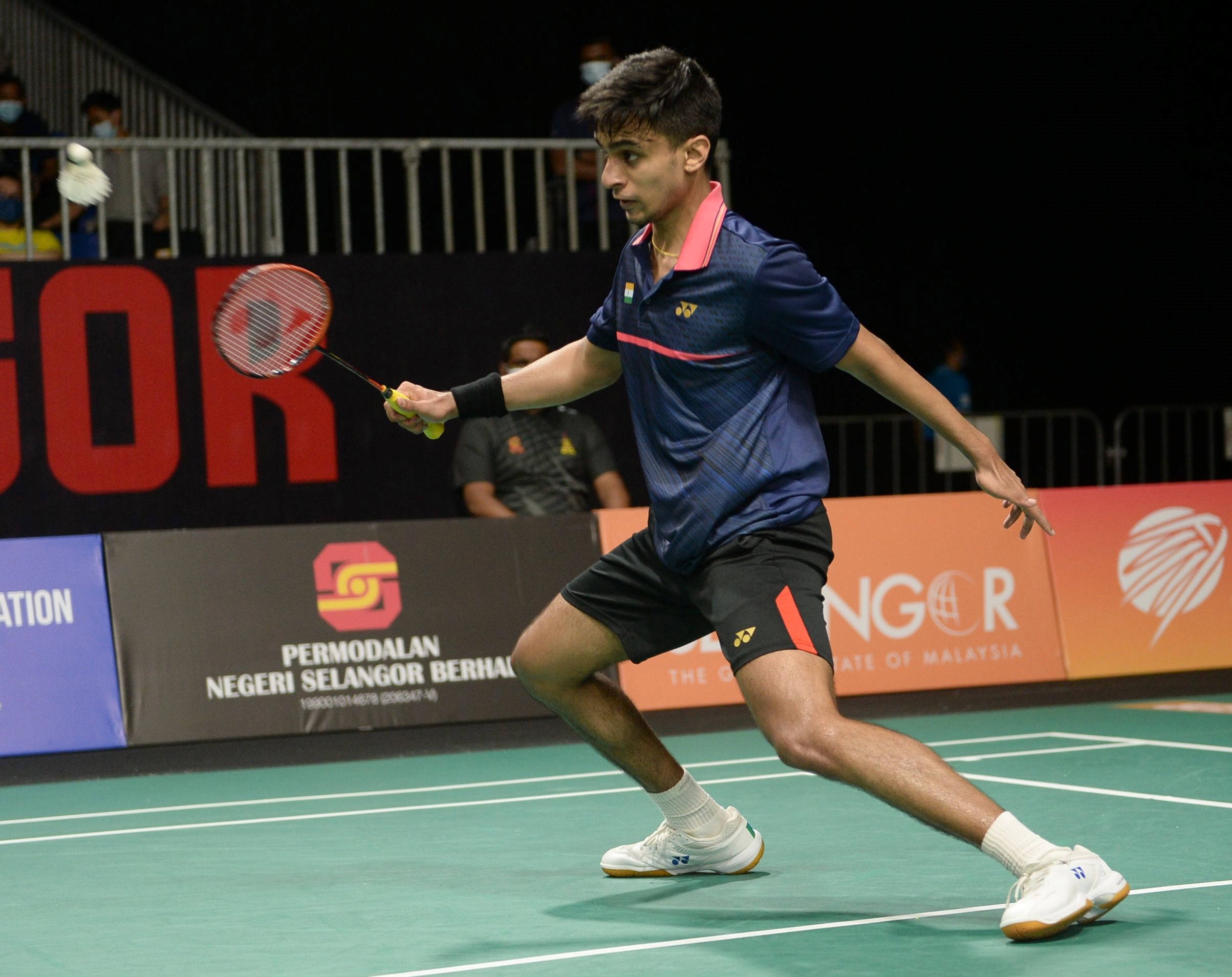 亚羽团体赛|3比2逆转挫韩国 印尼盟主在握