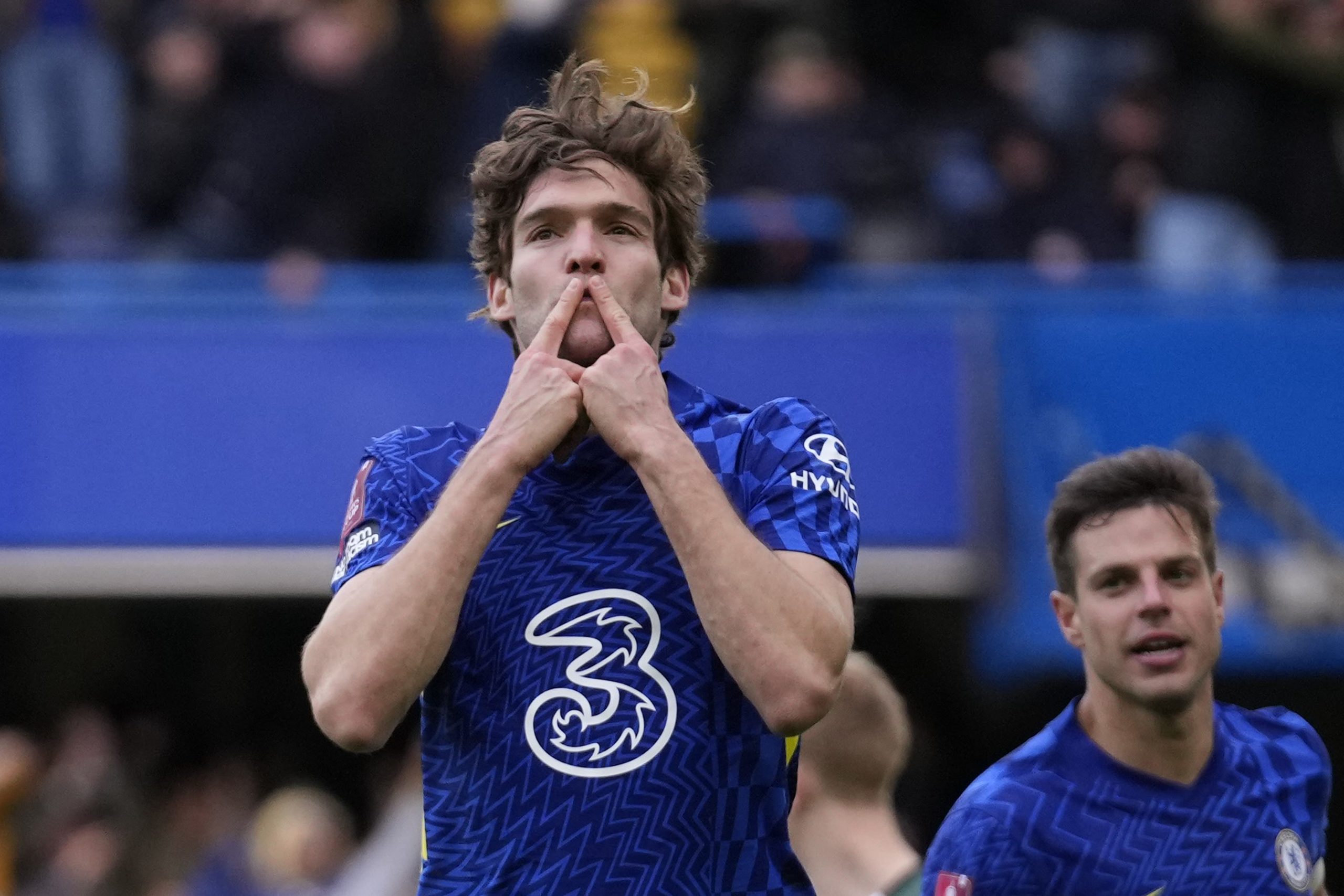 先失1球逆转福尔罕 曼市延续单季3冠王征程