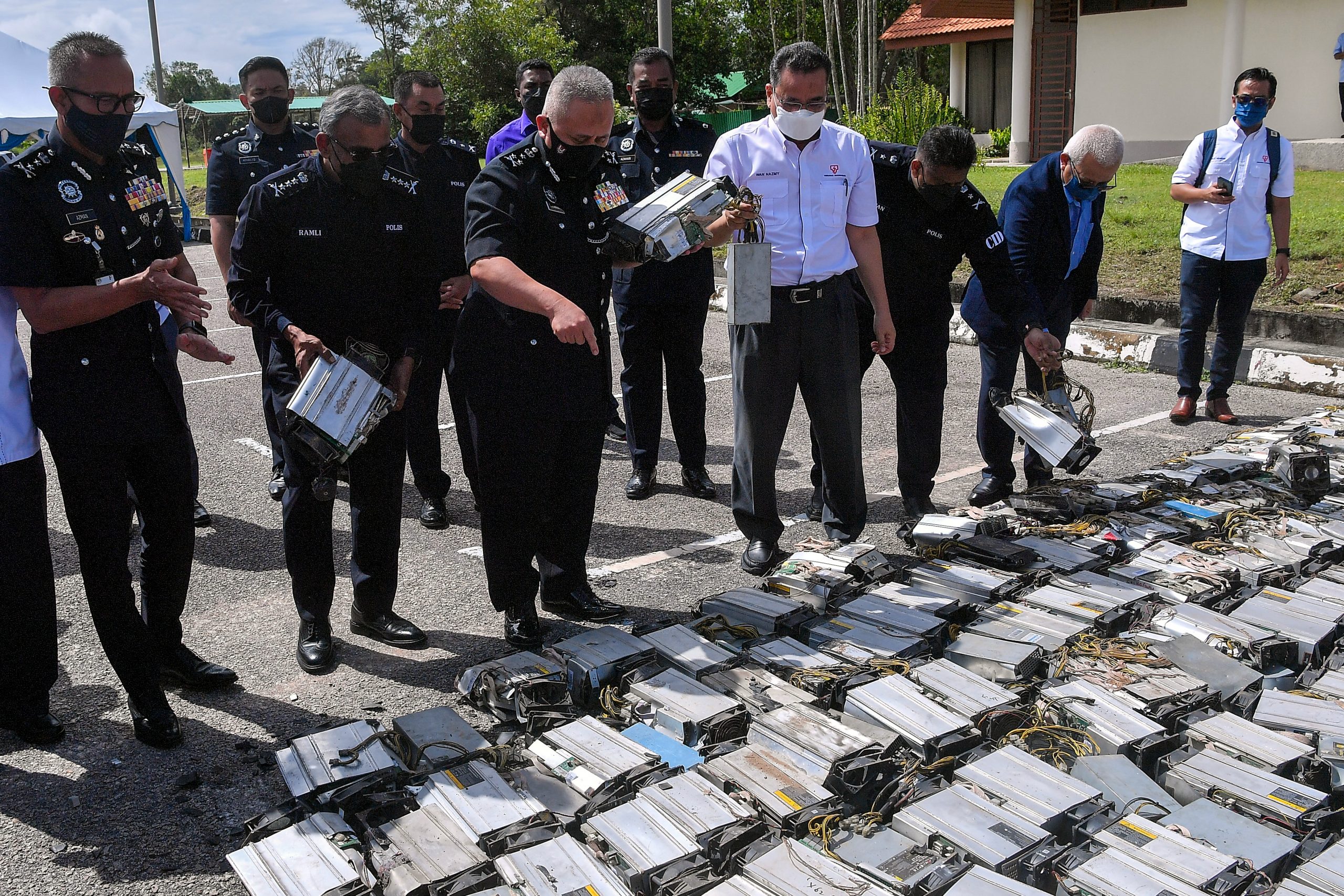 全:全国刑事罪案调查总监拿督斯里阿都加里尔指比特币非法开采猖獗。