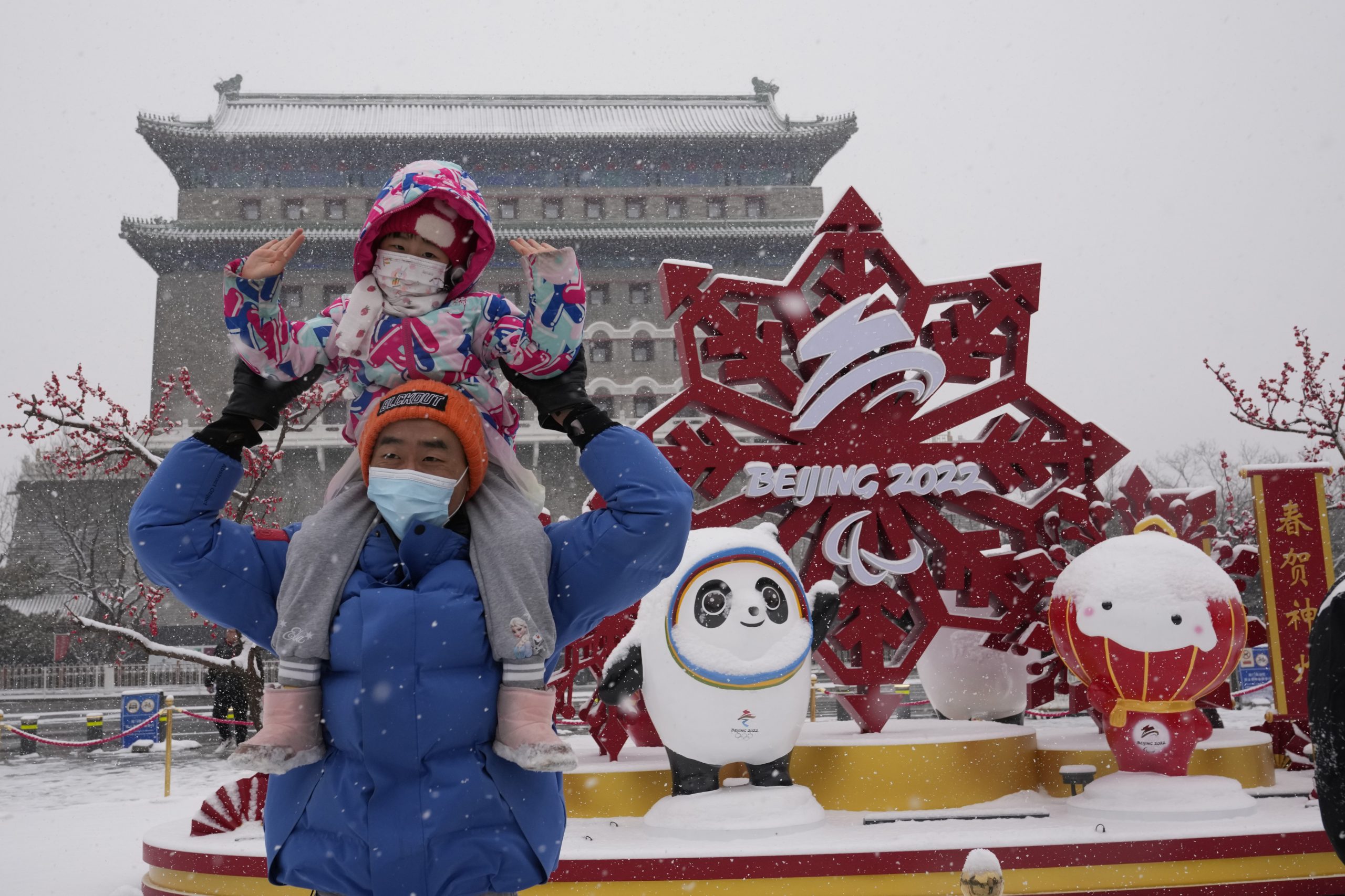 冬奥迎虎年首场雪  北京发「暴雪蓝色预警」