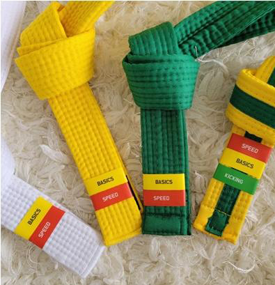 初学跆拳道 陈茵媺变儿女师妹