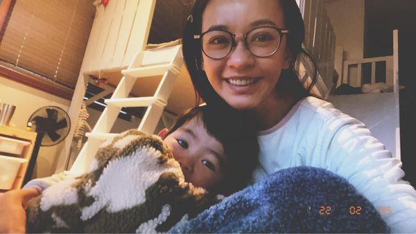 刷牙以口接水掀网战 陈意涵被吐槽不见得乾净