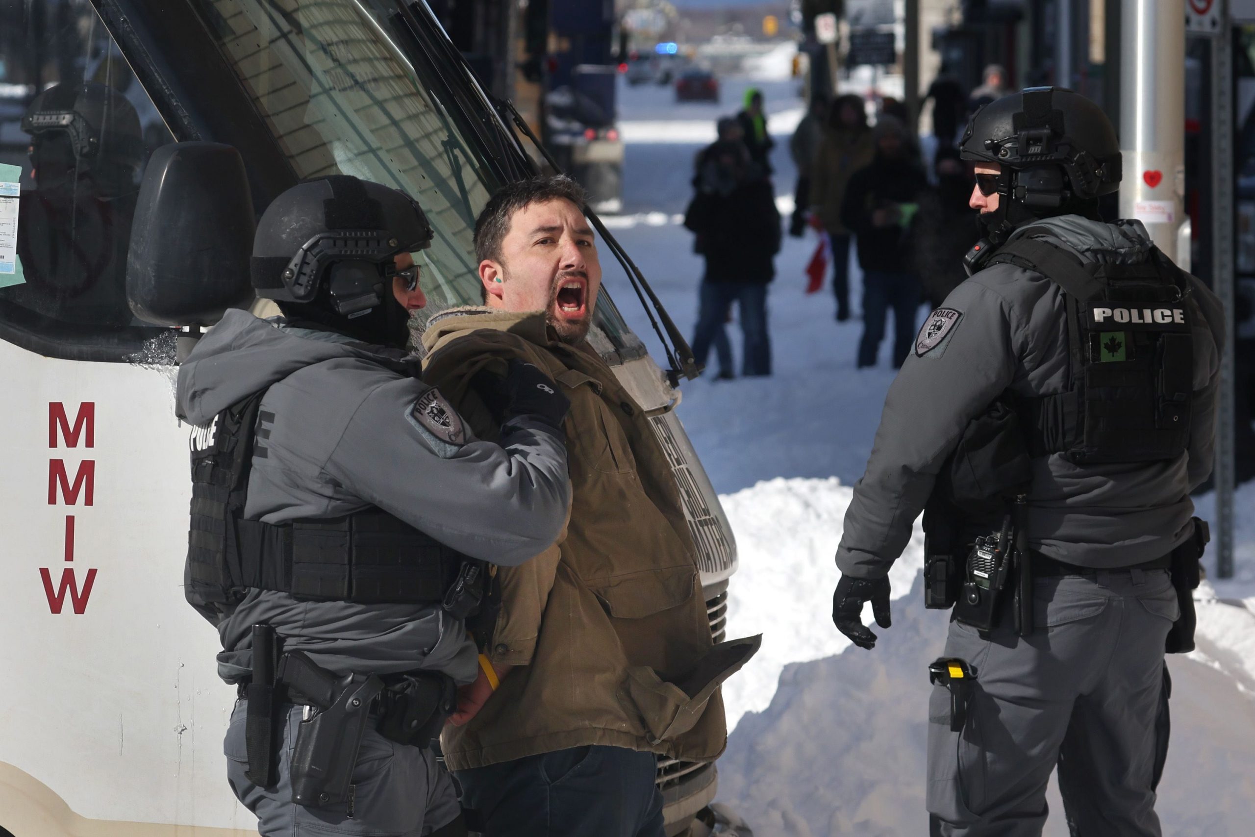 加拿大渥太华警方完成清场行动　近200人被捕