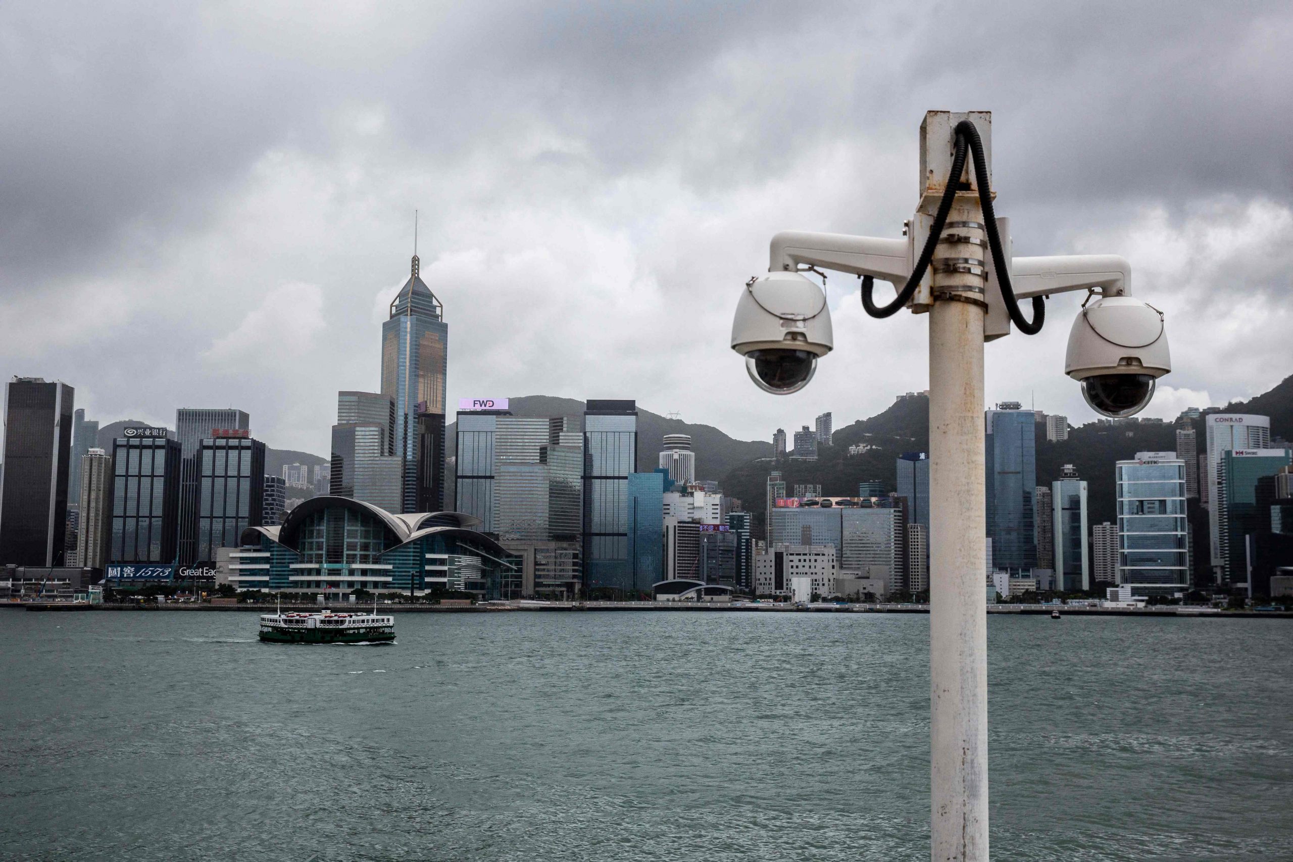 唐英年司机检测阳性　为防疫将请假缺席两会