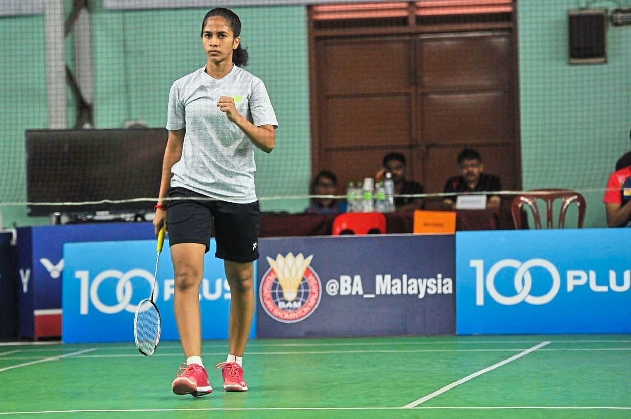 国羽又告别1女单 勒莎娜背伤困扰离队