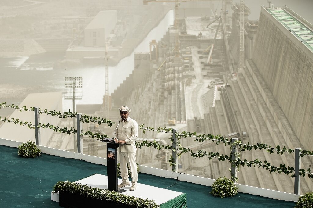 埃塞俄比亚/“世纪大坝”争议声中启动发电