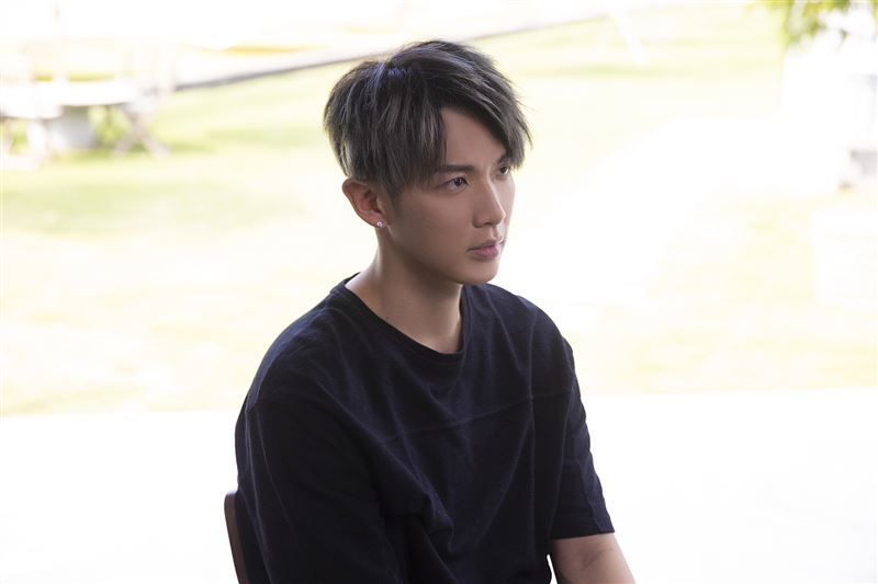 大年初一惊爆送医 柯震东PO受伤照