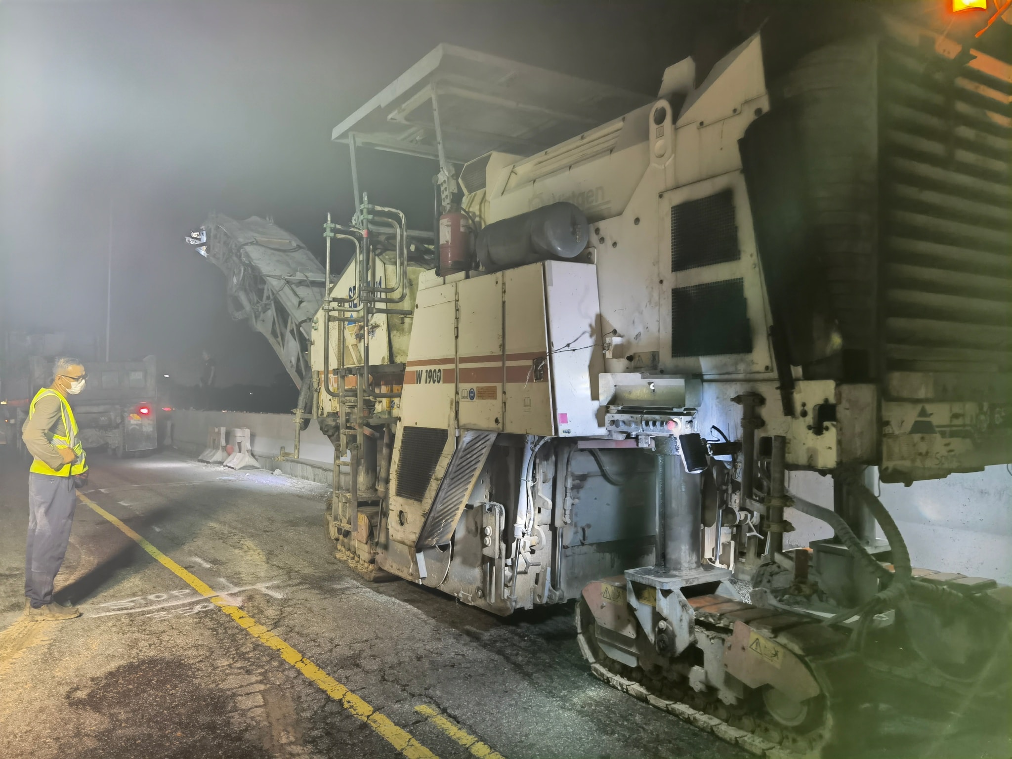 大都会/夜报副文-早报后面头/巴生西港英达岛大道提升道路