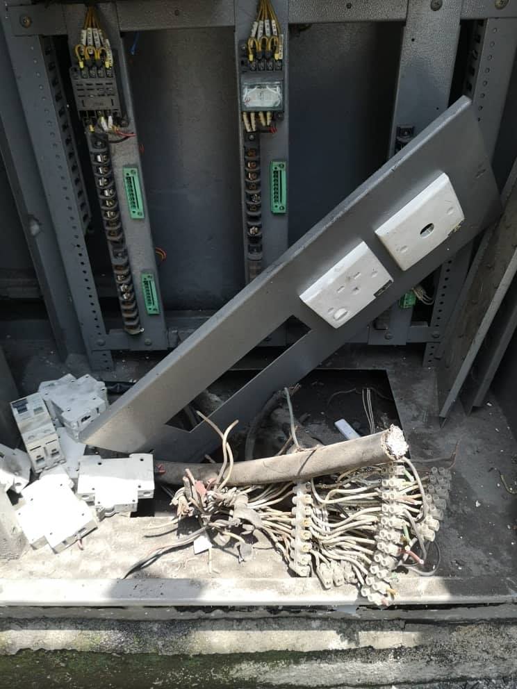 大都会/夜报副文-早报后面头/巴生西港英达岛大道提升道路