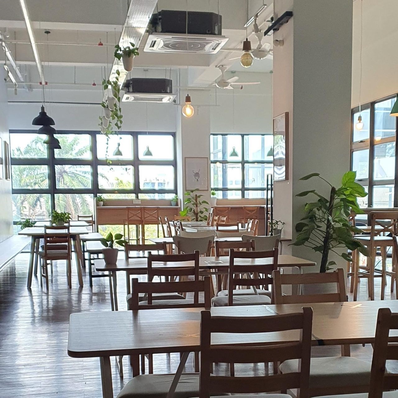 大都会:电访咖啡馆人潮/7图