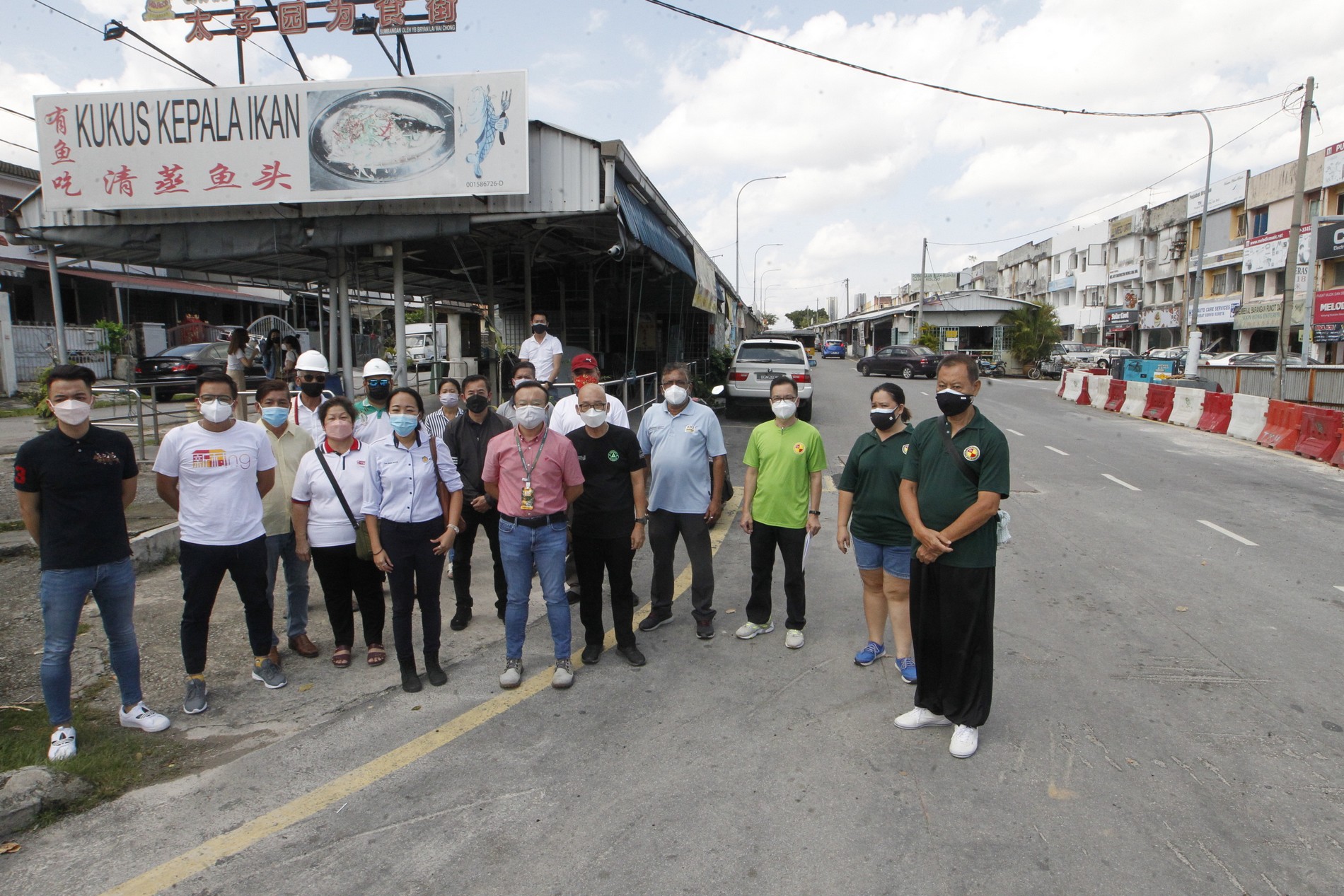 大都会/ME04头/游佳豪巡视冷岳2滤水站水管安装工程