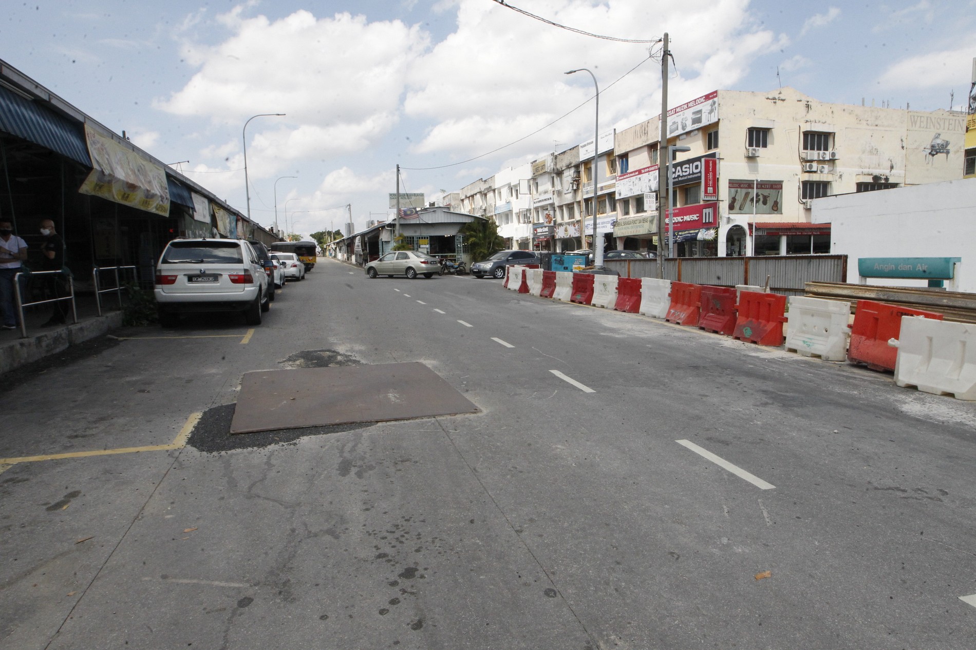 大都会/ME04头/游佳豪巡视冷岳2滤水站水管安装工程