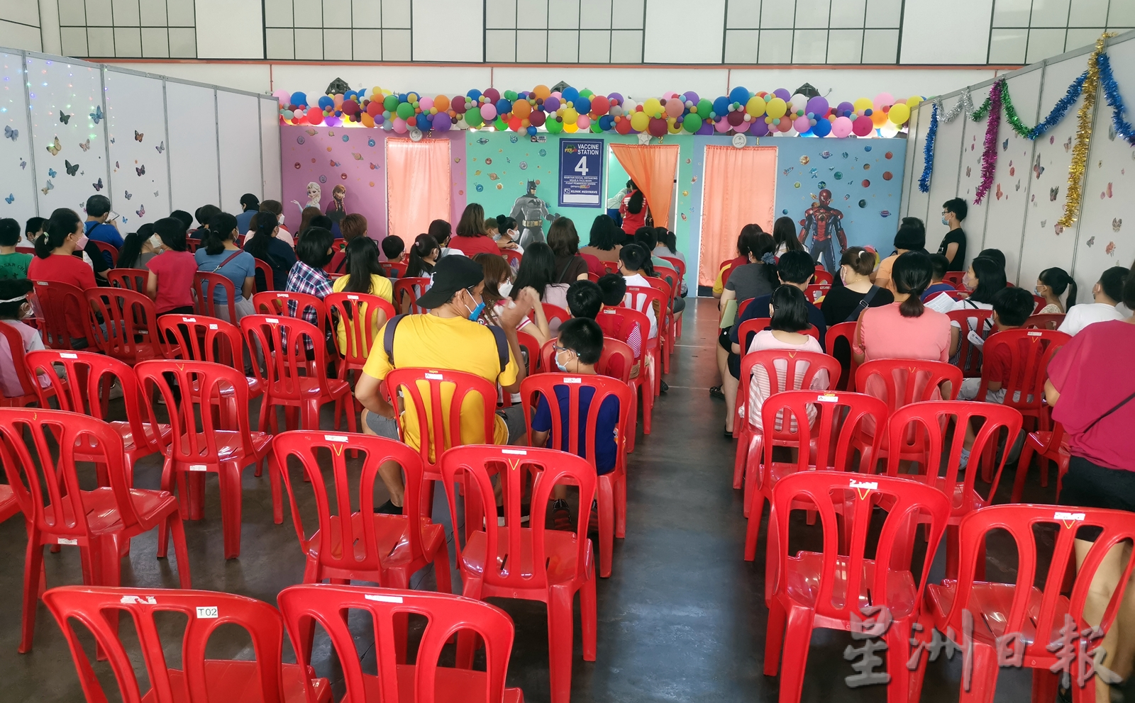大霹雳时事焦点／怡最大型儿童接种中心 运作顺畅不再混乱