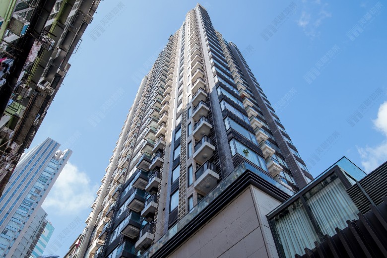 容祖儿疫市卖楼亏59万 传拥12个物业