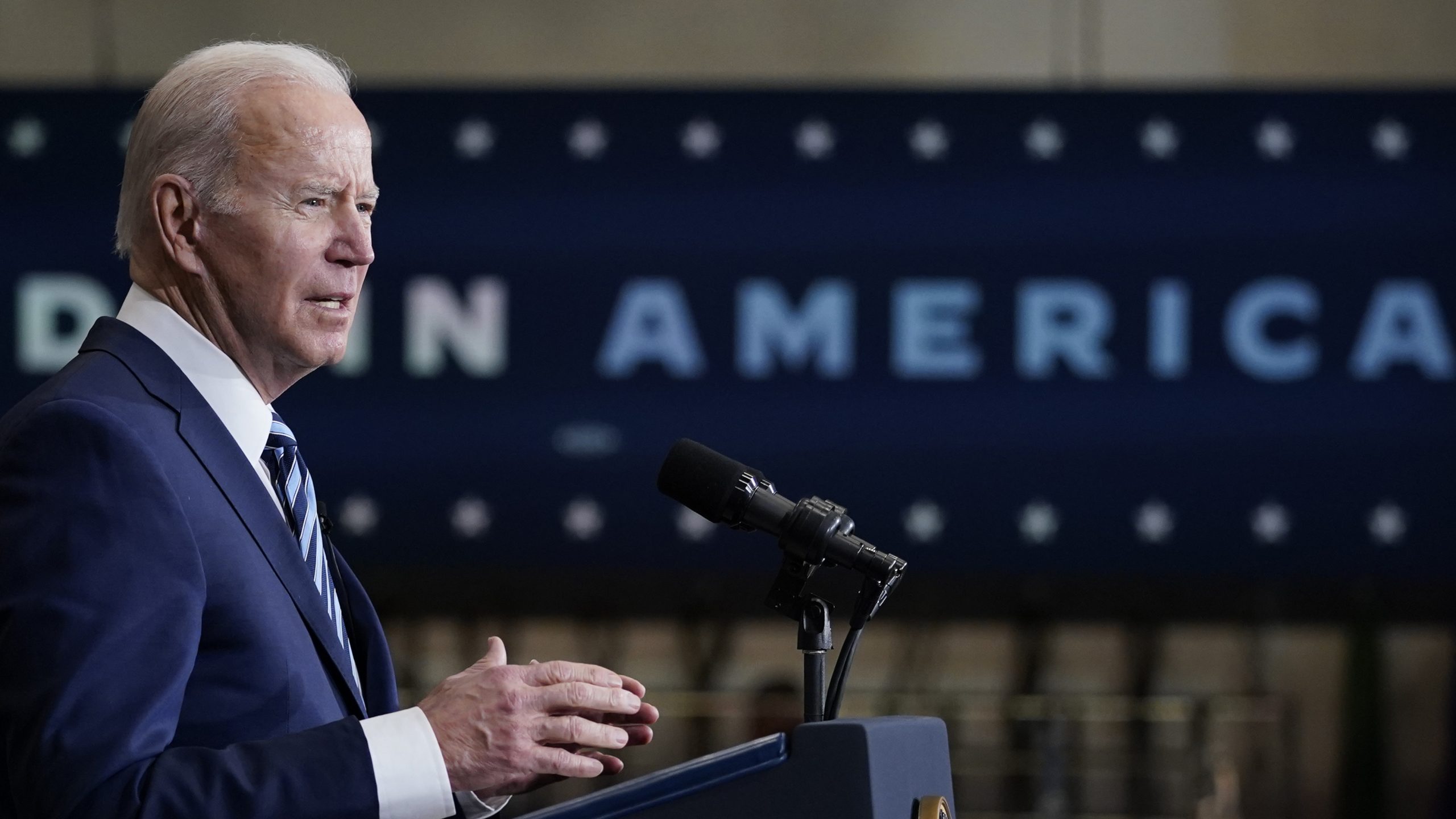 拜登示好,解除对伊部分制裁!