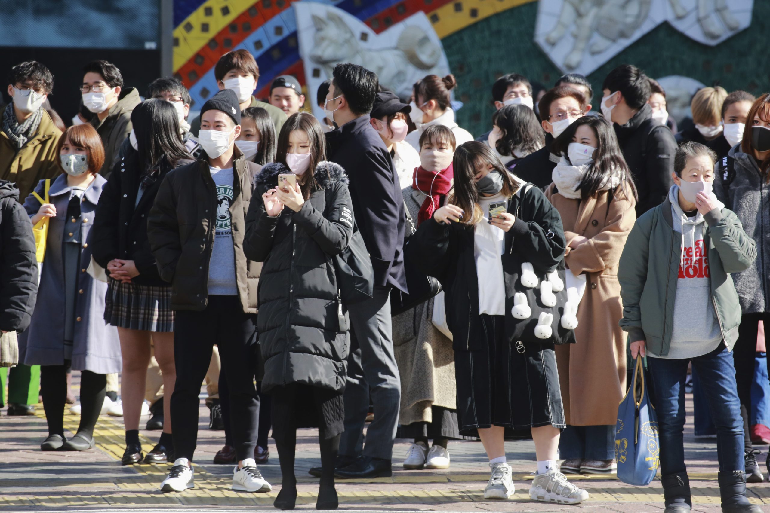 日本全境新增冠病病例首破9万