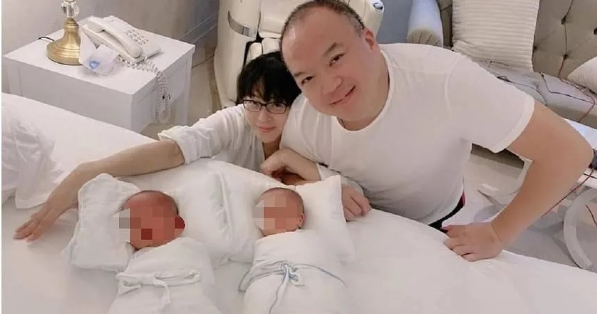 明金成树葬改入塔  遗孀担心“没了根”