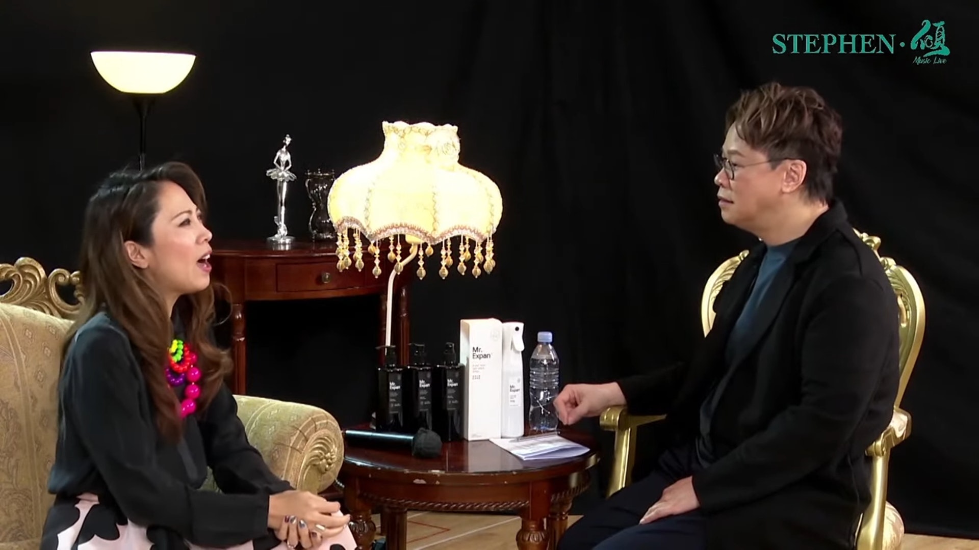 李乐诗患乳癌切除双乳 坚强面对重建手术痛苦