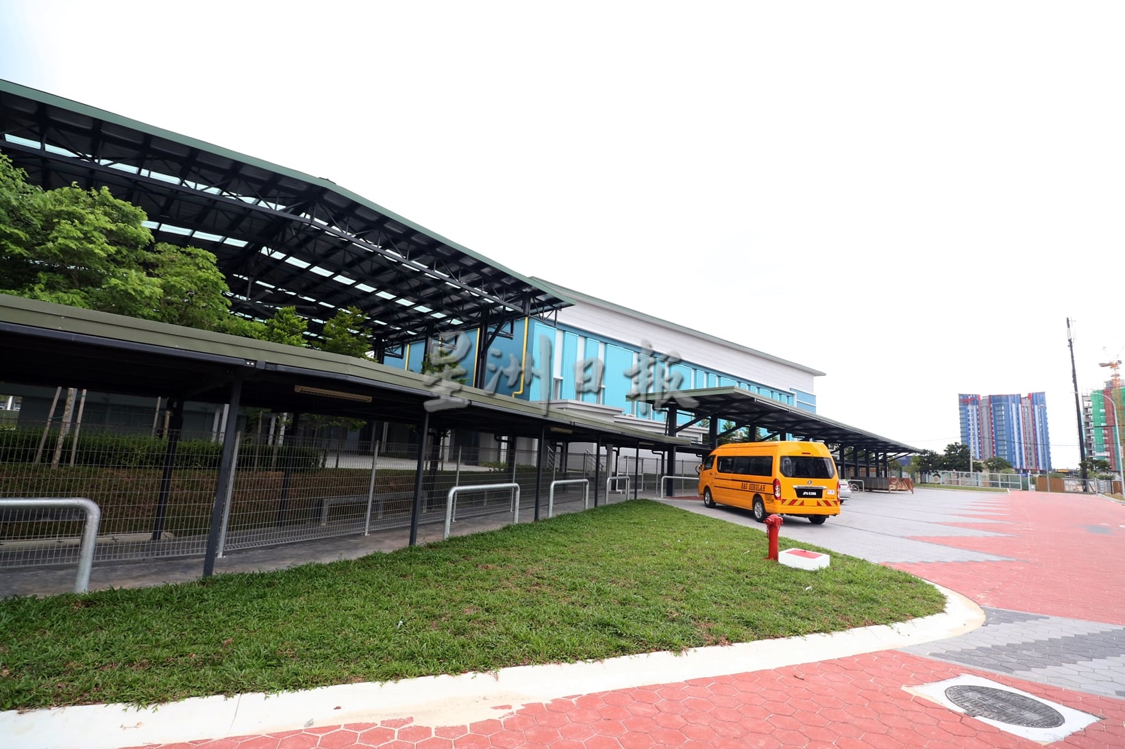 建筑设施堪比国际学校 谢华华小料4月初开课/