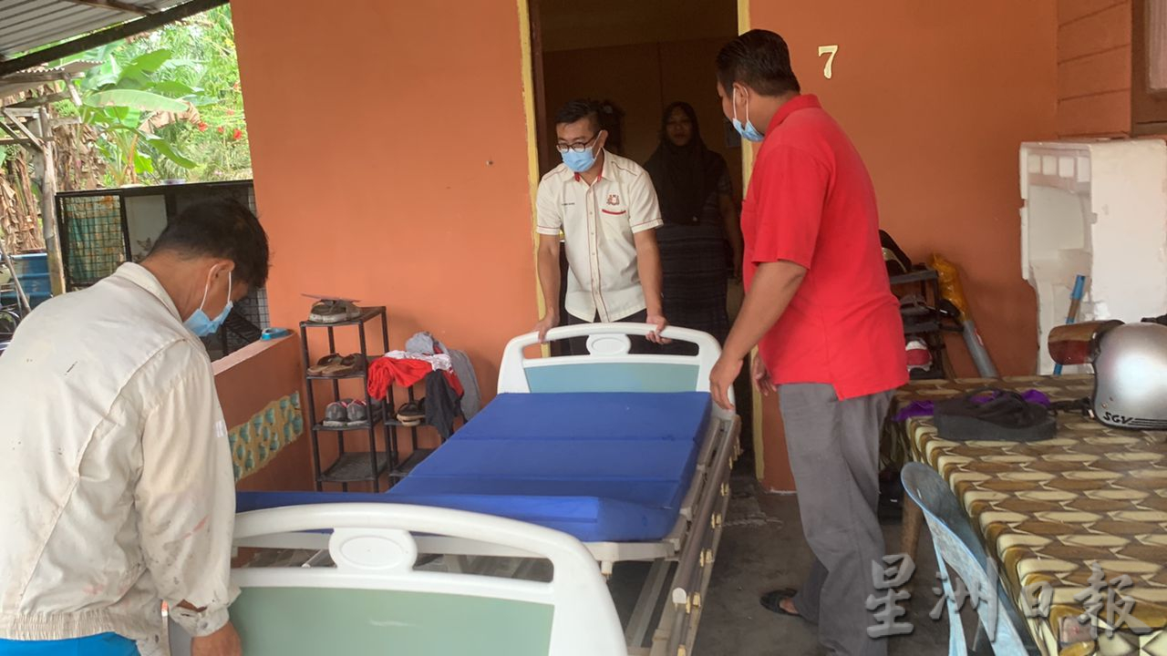 柔：版四：行动党北干那那区原任州议员暨希盟丹绒比艾区主席杨敦祥文告