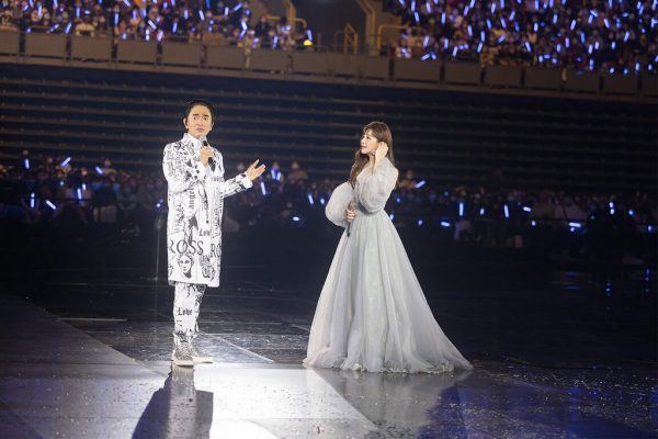 梁静茹开唱落泪 吴宗宪瞎扯“我们偷生孩子”