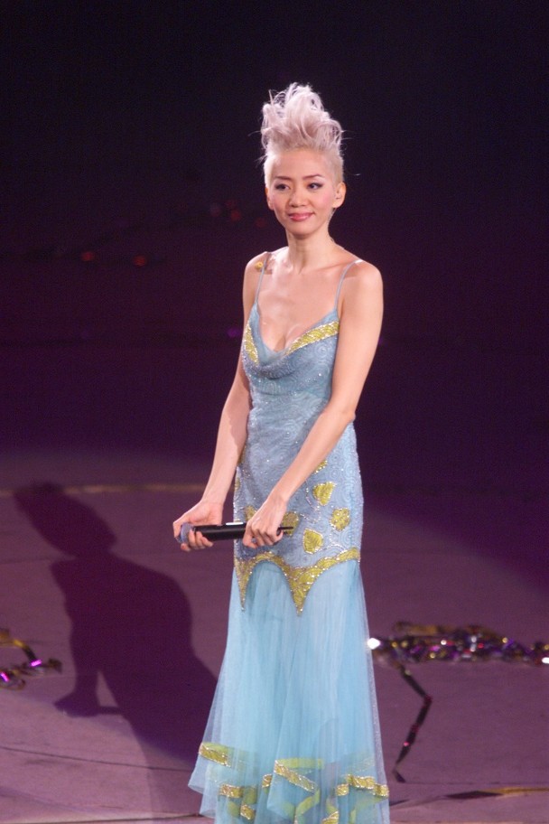 梅妈登报脱离母子关系　梅启明报警称侄儿背后操纵	