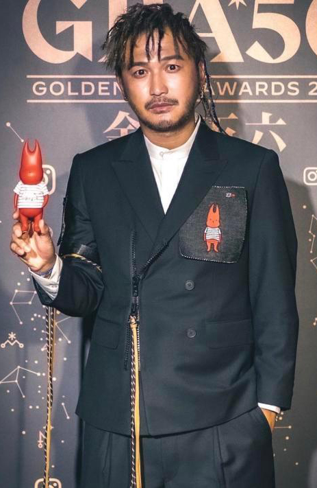 火锅店被投诉肉不新鲜  KID火速道歉认错