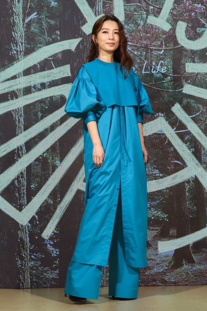 田馥甄曝酒店遇鬼压床 揪伴参加Selina“头七”