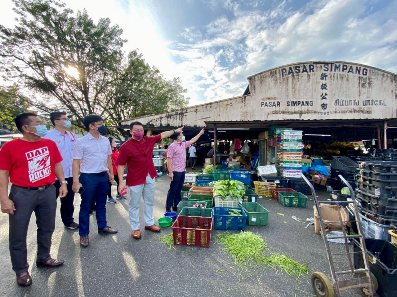 社区动态/新板巴刹历时57年极须维修 倪可敏宣布拨款聘承包商重新粉刷